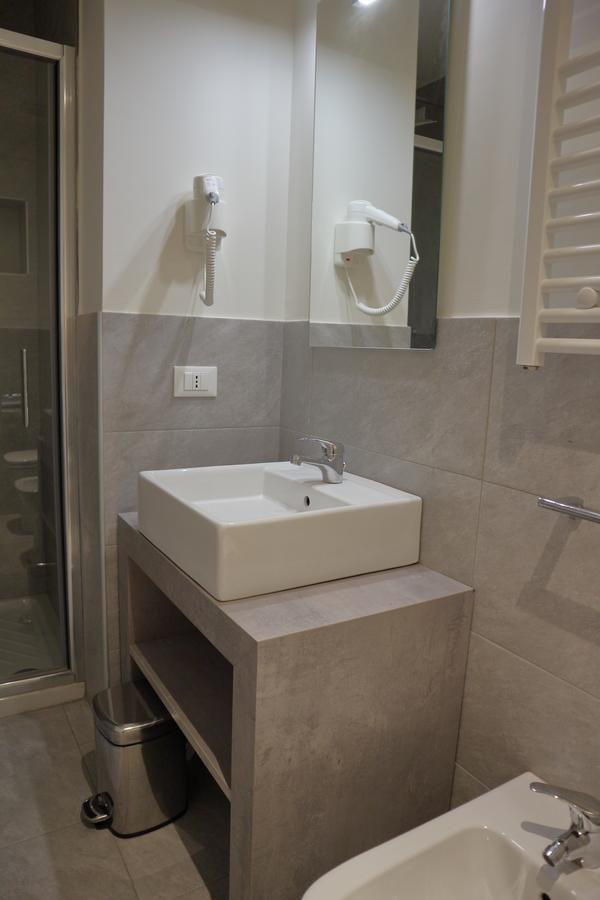Dimora Dell'Arte - Foresteria Lombarda Smart Rent เซสโต ซานโจวันนี ภายนอก รูปภาพ